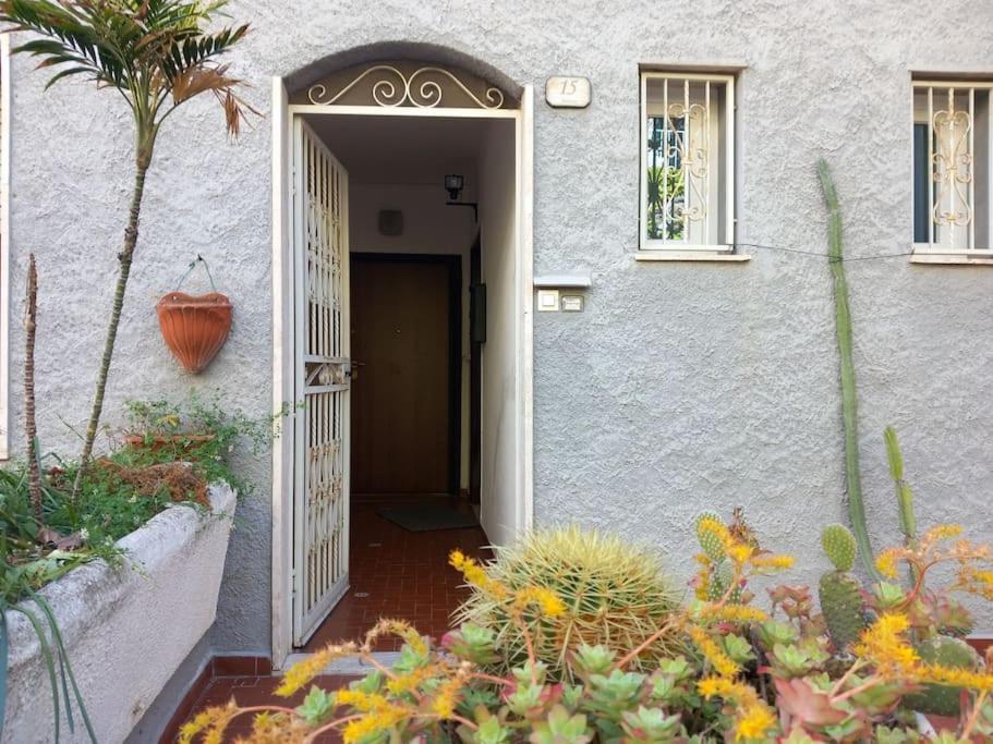 Appartement Bella Vista Sopra Il Porto! à San Lorenzo al Mare Extérieur photo